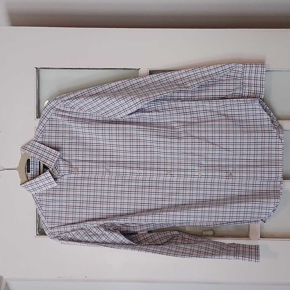 Dress Shirt 9/10